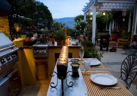Outdoor Kitchen Landscaping